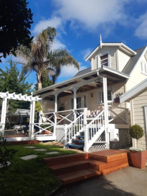 Harbour View Cottage